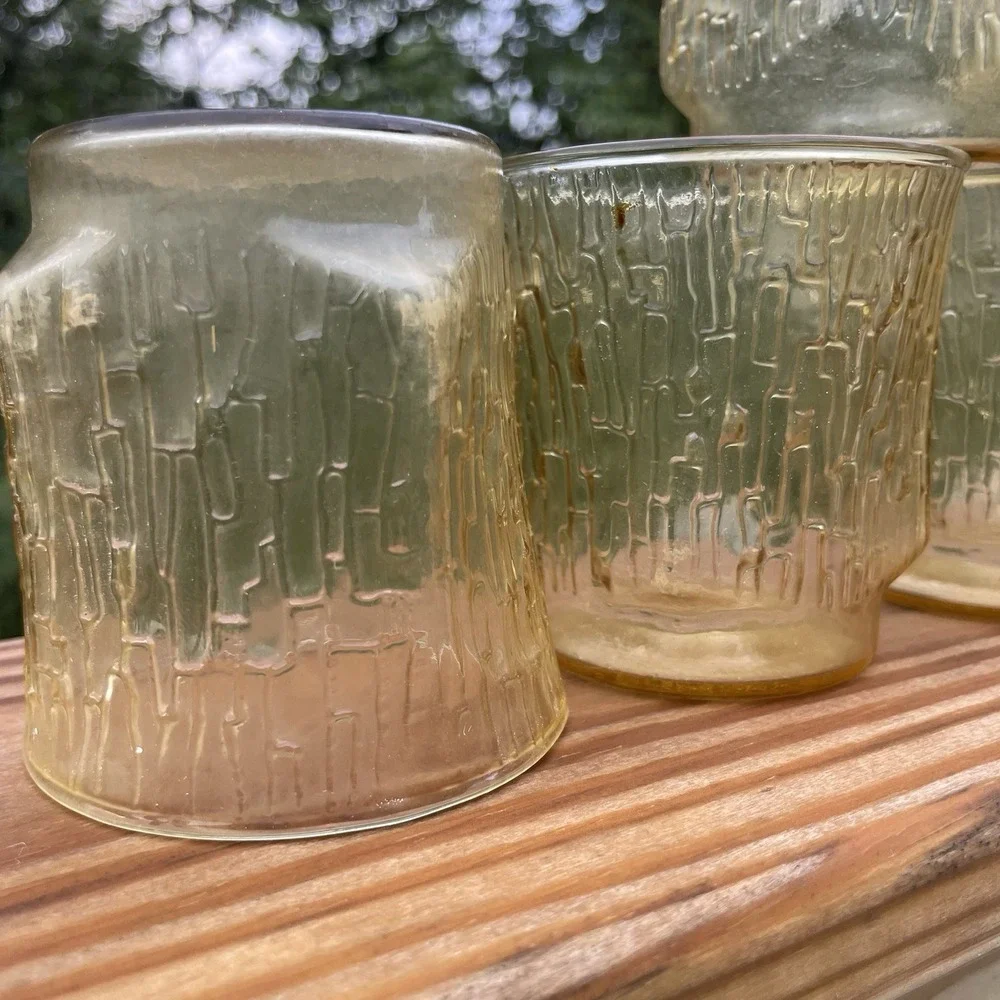 Pagoda Honey Gold Vintage Anchor Hocking Set of 6 Textured Square On The Rocks